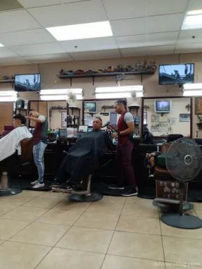Humphrey's Barbershop, Tucson - Photo 5