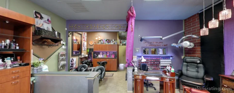 Salon In the City, Vacaville - Photo 2