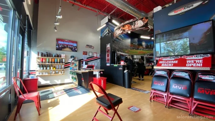 Sport Clips Haircuts of Vancouver East, Vancouver - Photo 2