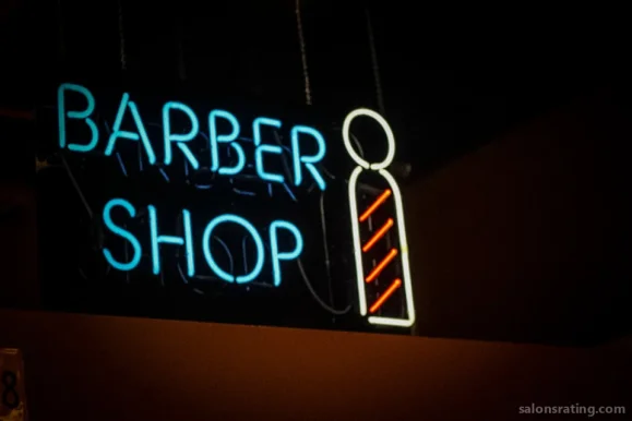 The Barbers (Cascade Park), Vancouver - Photo 3