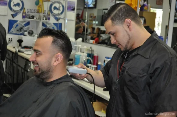 Victor Valley Barbers, Victorville - Photo 3