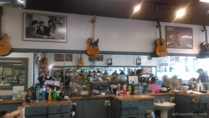 Caldwell Barber Shop, Visalia - Photo 2