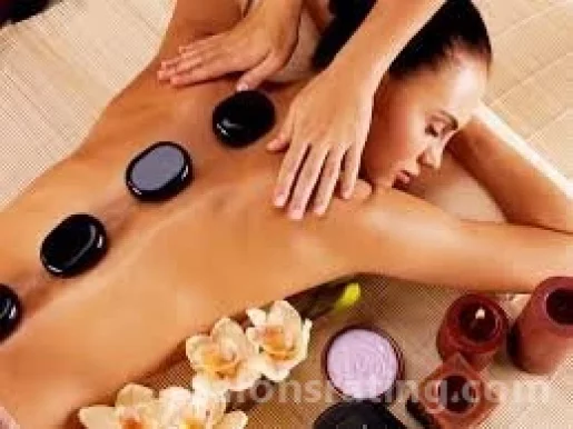 Golden Star Massage Aromatherapy Vancouver, Washington - Photo 2
