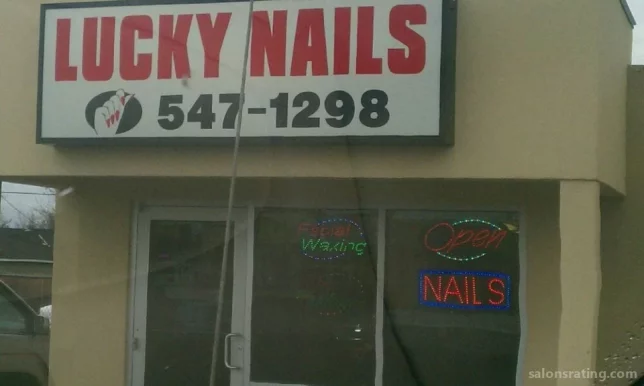 Lucky Nails, Washington - Photo 3