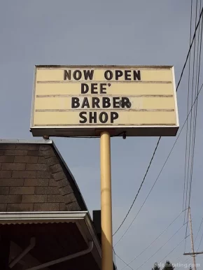 Dee's Barbershop, Washington - Photo 2