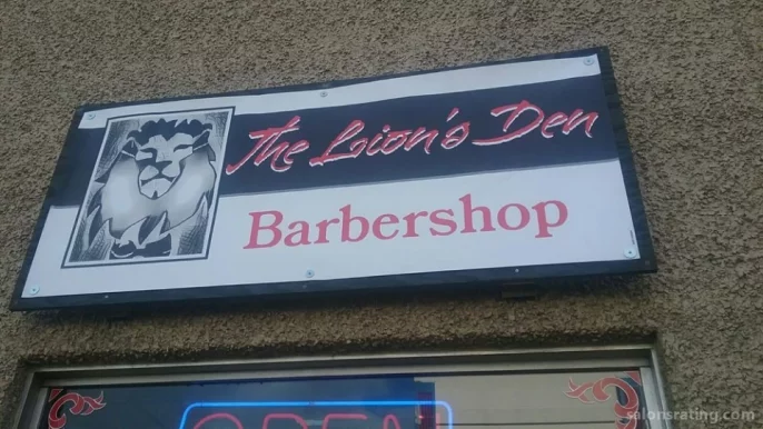 The Lion's Den Barbershop Downtown, Washington - Photo 2
