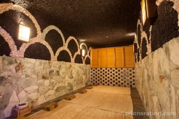 Q Sauna & Spa, Washington - Photo 3