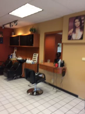52nd Ave Hair Salon, Washington - Photo 4
