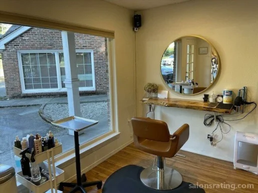 The Social Beauty Studio, Washington - Photo 3