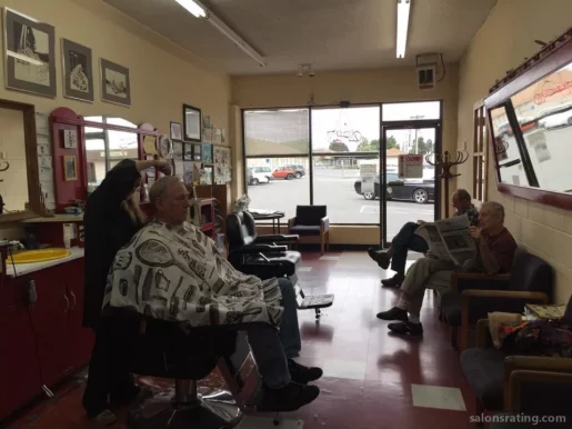 Art's Barber Shop, Washington - Photo 2