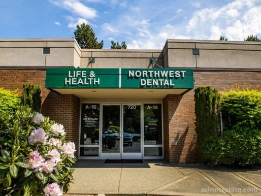 Life and Health Chiropractic and Massage Centre, Washington - Photo 7
