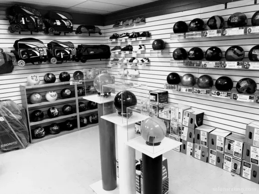 Bob's Pro Shop, Wilmington - Photo 4
